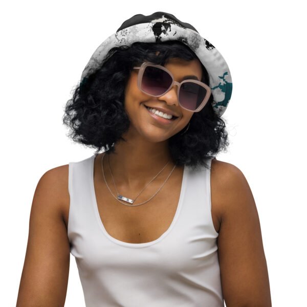 Black rim/ Blue Manic Moos Reversible bucket hat - Image 4